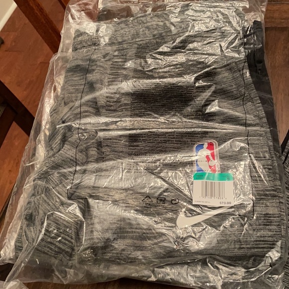 Men’s Nike Dry LA Clippers shorts - Picture 2 of 5